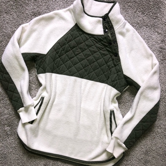 Abercrombie & Fitch Sweaters - Abercrombie Pullover